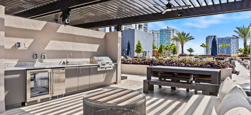 rooftop bar
